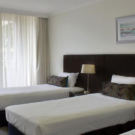 Pacific Suites Canberra Buitenkant foto