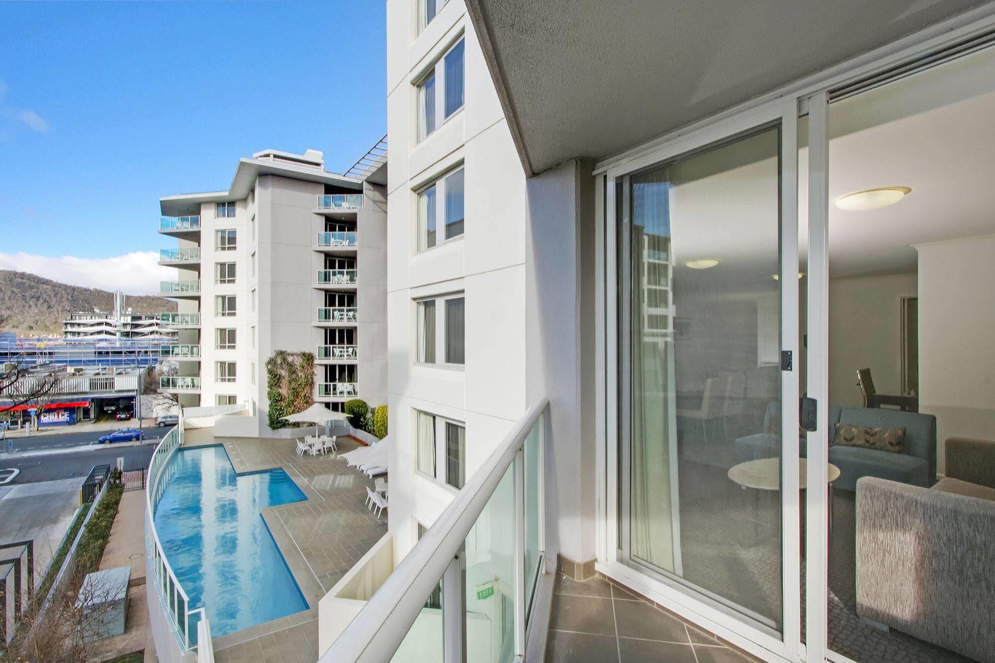 Pacific Suites Canberra Buitenkant foto