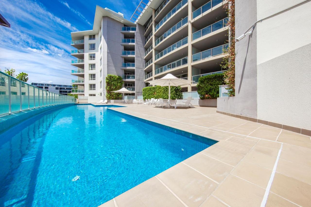 Pacific Suites Canberra Buitenkant foto